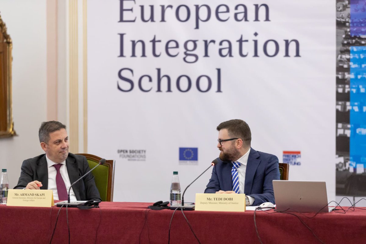 Interactive discussions on the importance of Rule of Law and negotiation process for Chapter 23 with the participants of the European Integration School, organized by the Parliament of Albania and the National Council of European Integration with the support of the EU Delegation.