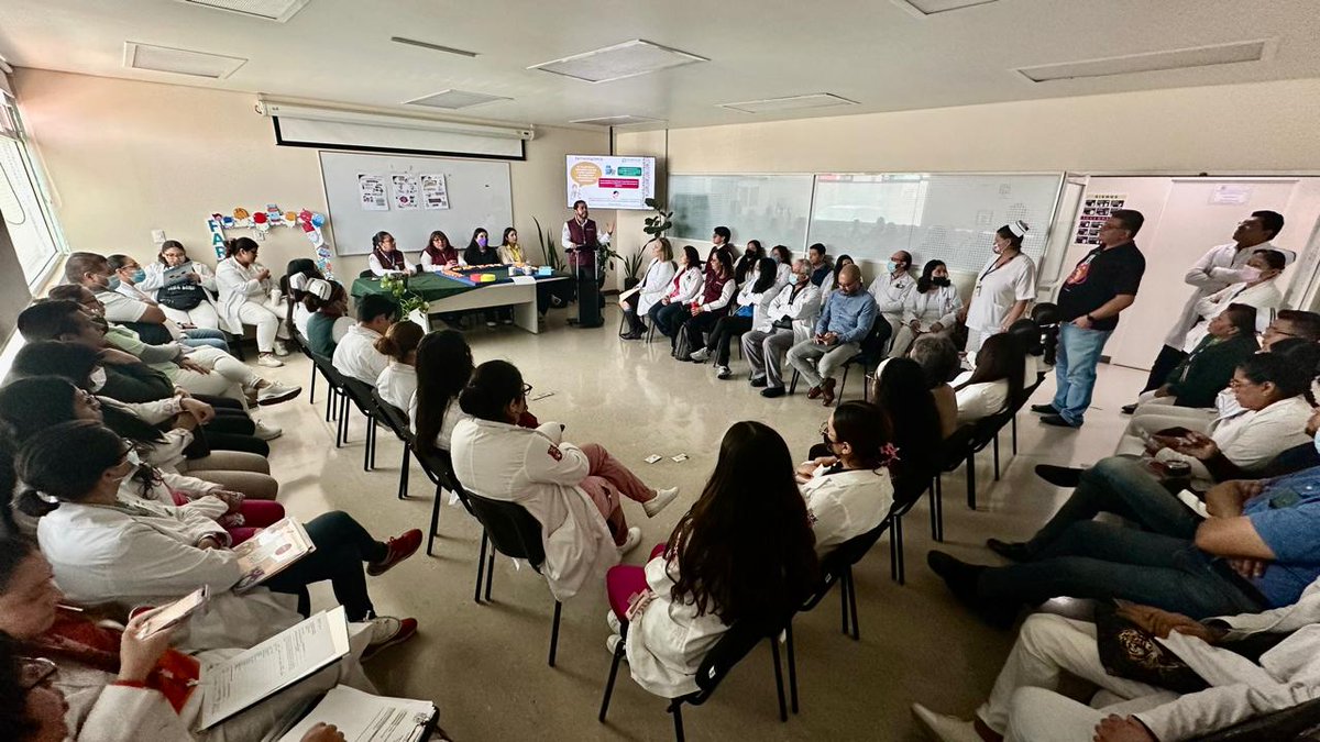 CalidadHGAM's tweet photo. 💊No todos los medicamentos son adecuados para todas las personas 👧🏾👨🏻‍🦳🤰🏻, como profesional de la salud puedes contribuir a prevenir #ReaccionesAdversas 💊 Más informaciónℹ️: 
👉https://t.co/OEKUuItG9U #SemanadeMedicamentosSeguros #MedSafetyWeek https://t.co/2rVI1duVTk