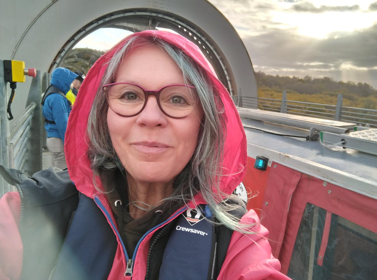 SortedProject's tweet image. We are delighted to celebrate two new RYA Inland Waterways Instructors for Team Sorted and our training Centre. Dan and Karen took part in the RYA (Royal  Yachting Association) Inland Waterways Instructor course and passed! Thank you Paul Magee and Rachel Andrews.  @RYAScotland