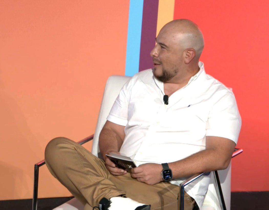 SoyDavidBermea's tweet image. 🎰 ¡A la grande le puse cuca! 🤑 Conociendo la historia de éxito de @Logrand sobre cómo #ProgrammaticDOOH, #AddressableTV y  #RichMedia impulsaron los ingresos🚀 de la mano de los expertos de #TenX, @Hivestack y @TotalplayMX, en #AWLATAM24 

 #AWLATAM  #MarketingDigital