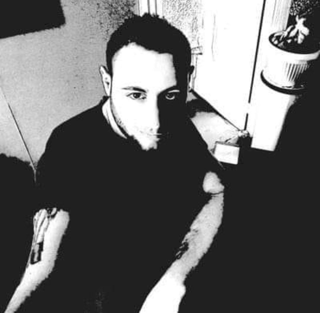 jb-jason-blak.jimdofree.com

jb-jason-blak.jimdofree.com/le-shop/

jb-jason-blak.jimdofree.com/livre-d-or/

youtube.com/channel/UCyxL-…