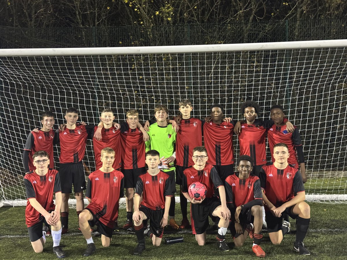 Well done to our year 10 boys winning 5-0 today!! Proud of you ⭐ 
Amazing lads! <a href="/GospelOakPE/">Gospel Oak PE</a> <a href="/Gospel_Oak_/">Gospel Oak School</a>