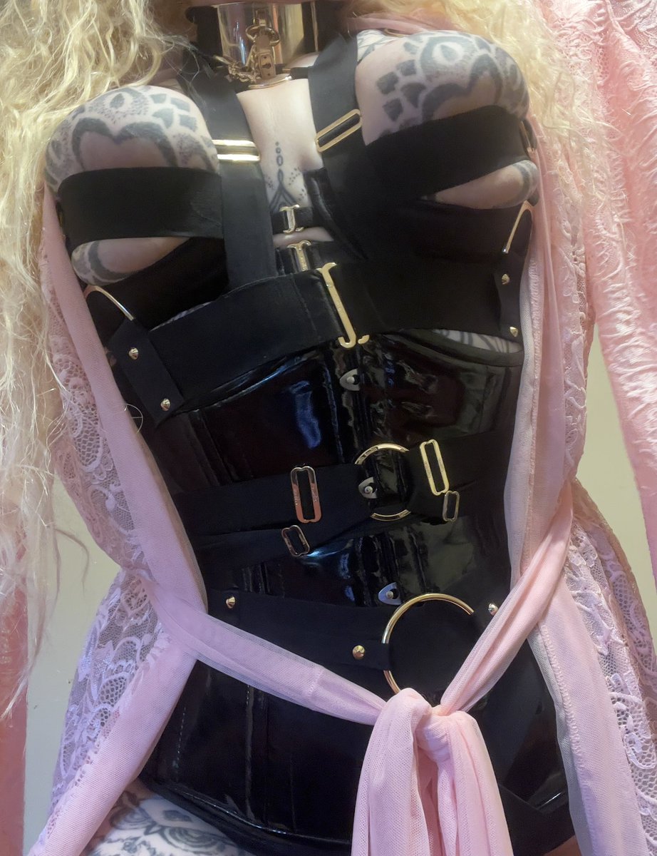 Content from gothicc-bimbo