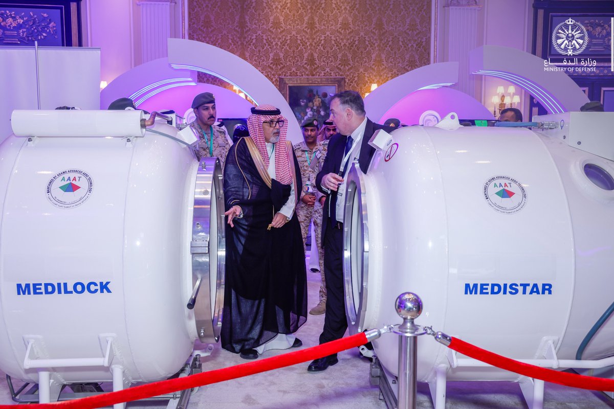 modgovksa's tweet photo. الخدمات الصحية في #وزارة_الدفاع تختتم أعمال المؤتمر الدولي لطب الأعماق والعلاج بالأكسجين، والذي نظمه مستشفى القوات المسلحة بالجبيل، بمشاركة أطباء واستشاريين من داخل وخارج المملكة، ومتحدثين مختصين من مختلف دول العالم. https://t.co/Lq5GJxRQVV