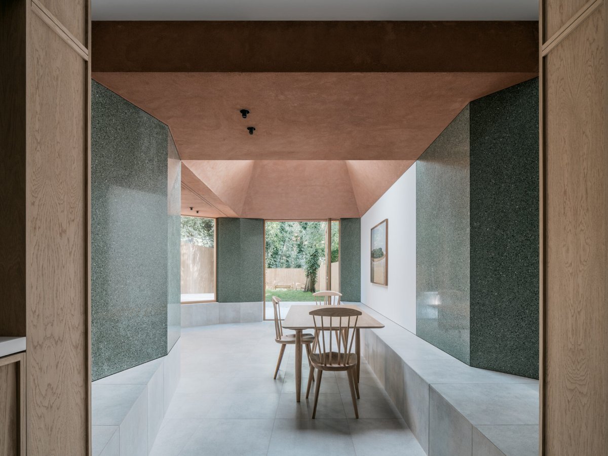 MoGA_blog's tweet image. • Proyecto → Terzetto [ Londres, Reino Unido ]
• Arquitectura → Conform Architects
• Fotografías → James Retief