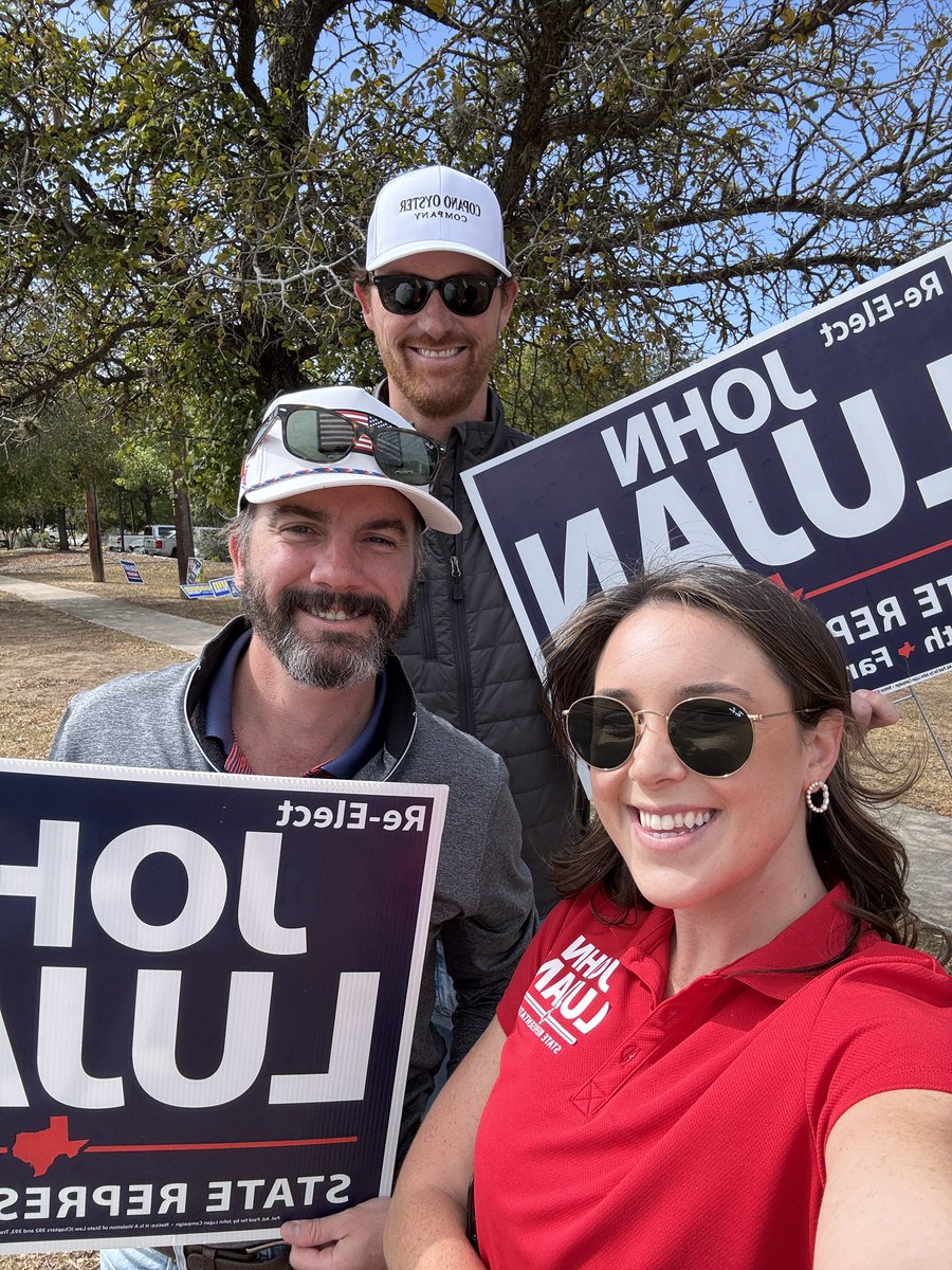 BIG thank you to all our #txlege folks that came to help out behind the scenes. I’m overwhelmed w/ gratitude &amp; a simple “Thank you” doesn’t feel like enough. 🥹

We’re so blessed to be a part of this crazy Capitol community. Missing many helpers here, but y’all know who you are!