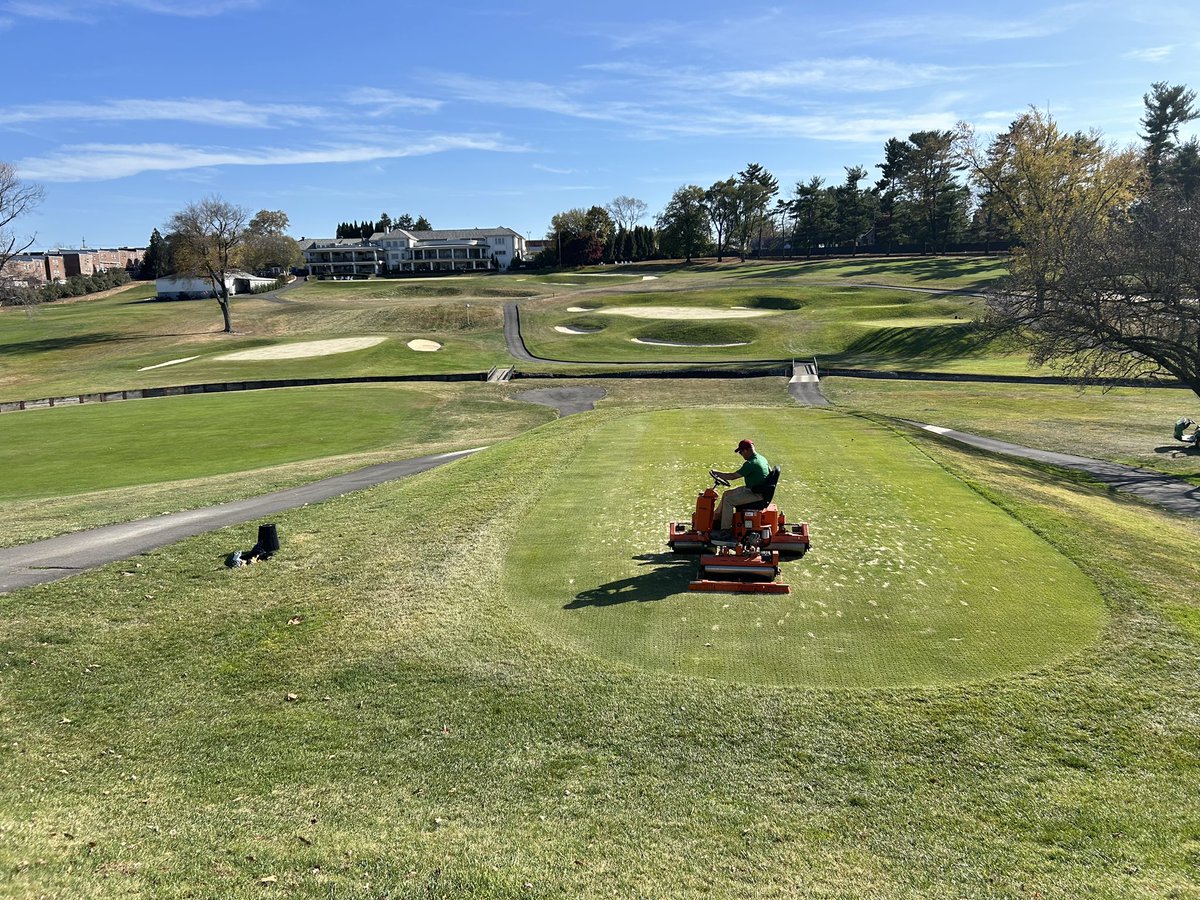 AndrewDooleyGCS's tweet photo. Busy day #3 of fall aeration week @UnionLeagueGolf #torresdale! Golf training facility construction moving right along and @RutgersU #turfgrassmanagement students stopped by for a field trip! โณ๏ธ https://t.co/u1rGnwSsrq