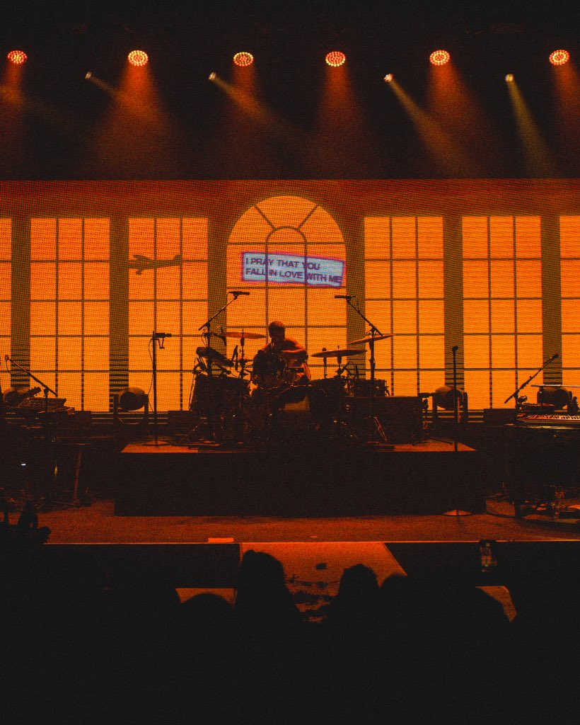 thisisLANY's tweet image. miss u already 
-
thisislany.com/tour