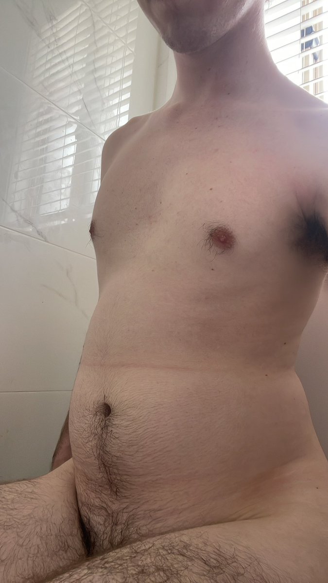 beginner belly is coming along slowly but surely #gainer #belly