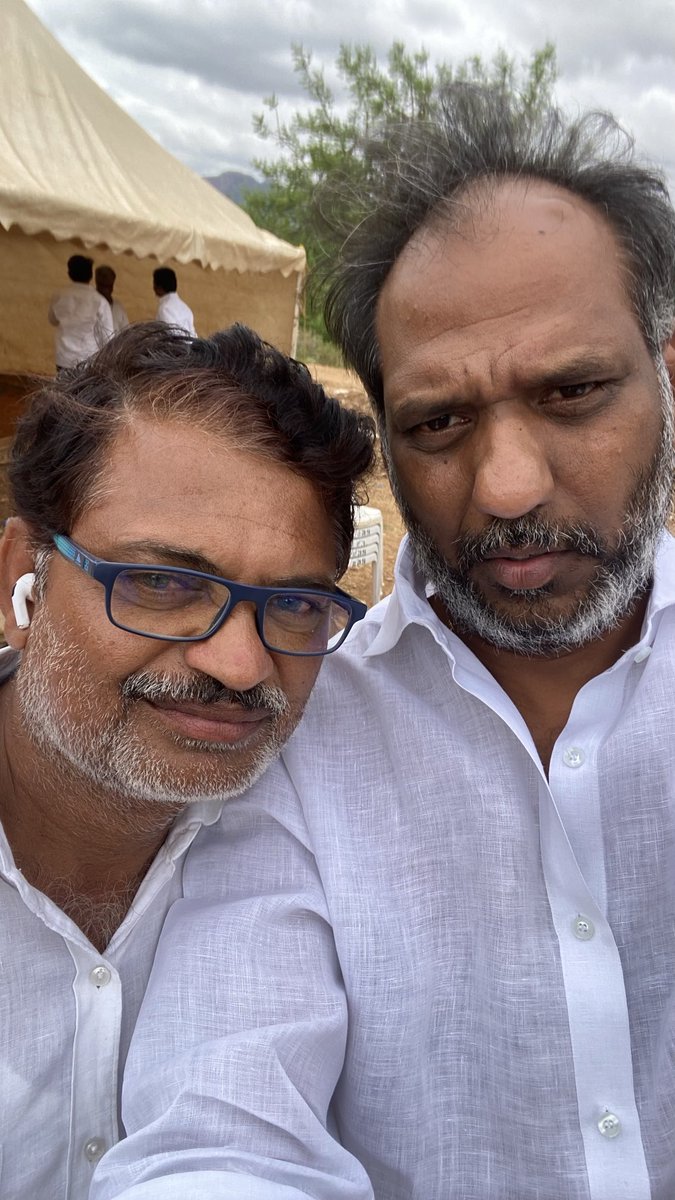 nivas3699's tweet photo. Happy birthday ⁦@ravi_gottipati⁩ anna 🎂🎉 https://t.co/IXhezwHJxK