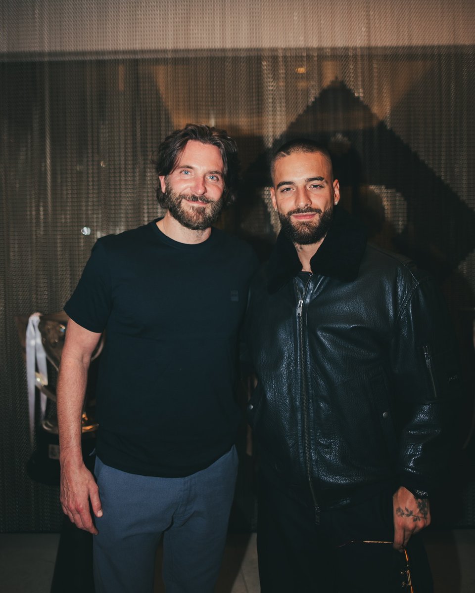 FCMalumaPopayan's tweet photo. Este combito está a fuego!!!
#ViniciusJr  #bradleycooper

#contraluz https://t.co/3A7AXA6QdK
