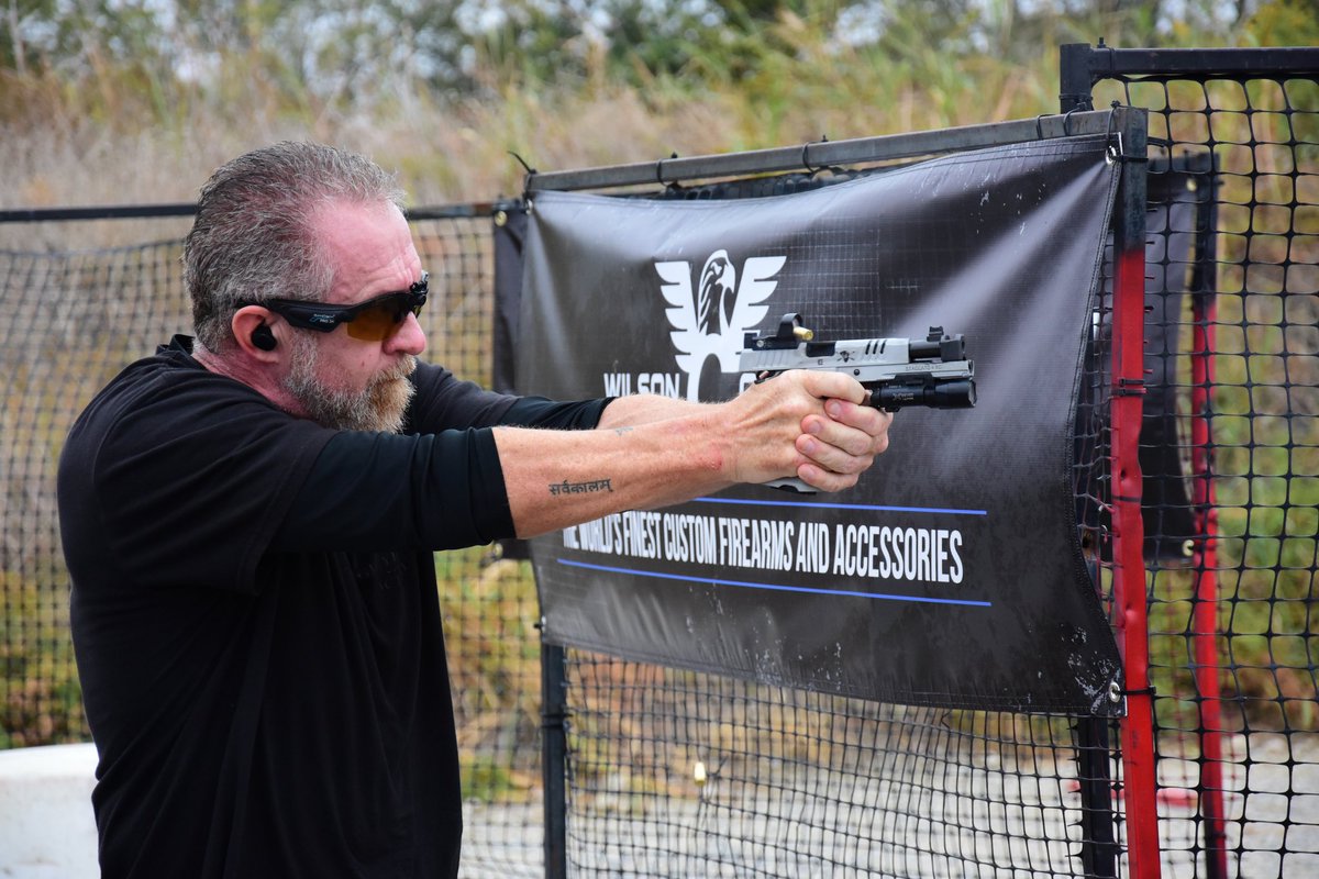 GrayBeardActual's tweet image. Some shots from the official match photographer at the Day of the Dot IDPA championship last weekend. #thewayisintraining #greybeardactual #practicalshooting