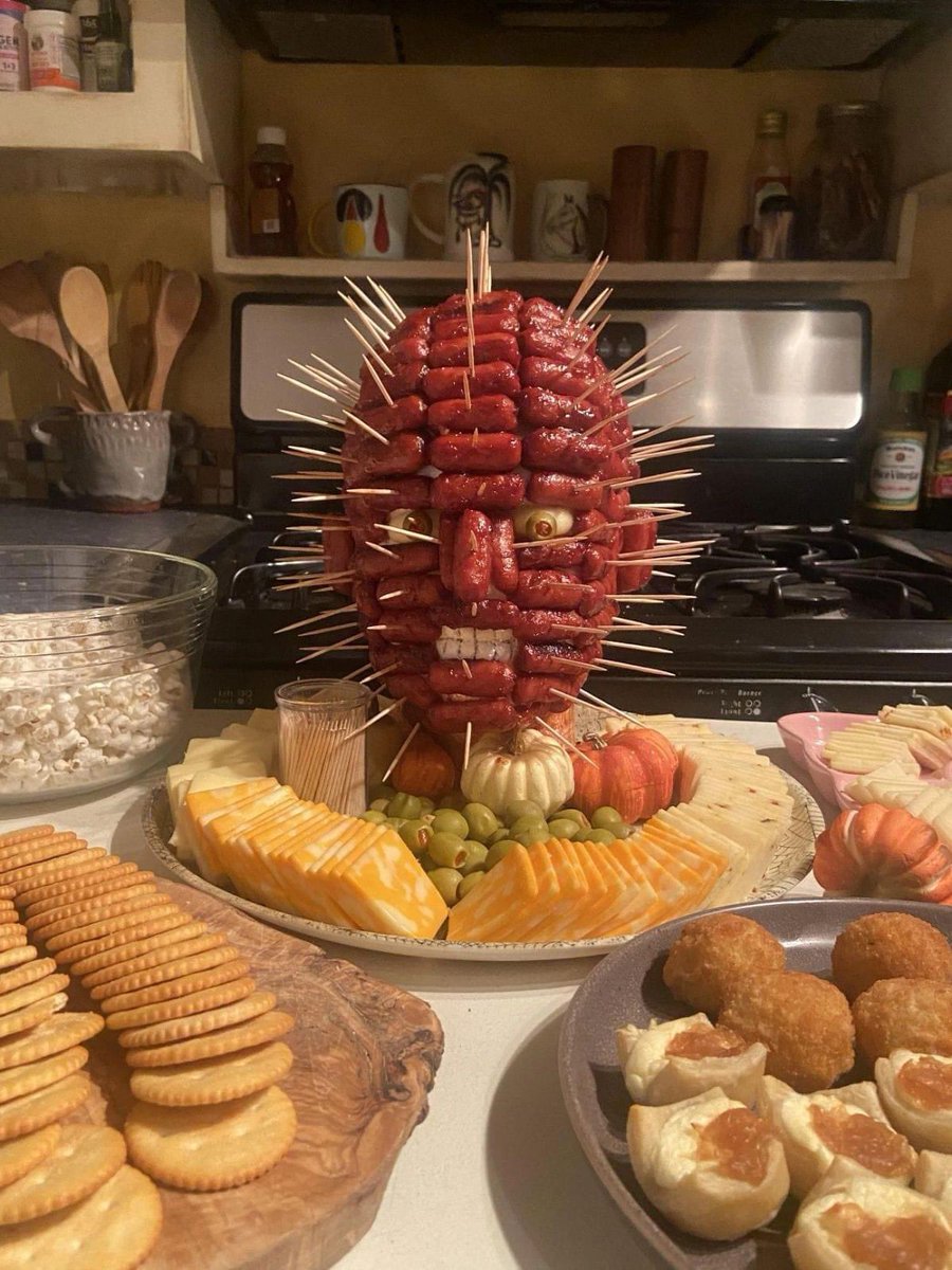 We have such charcuteries to show you. 😈😍🖤