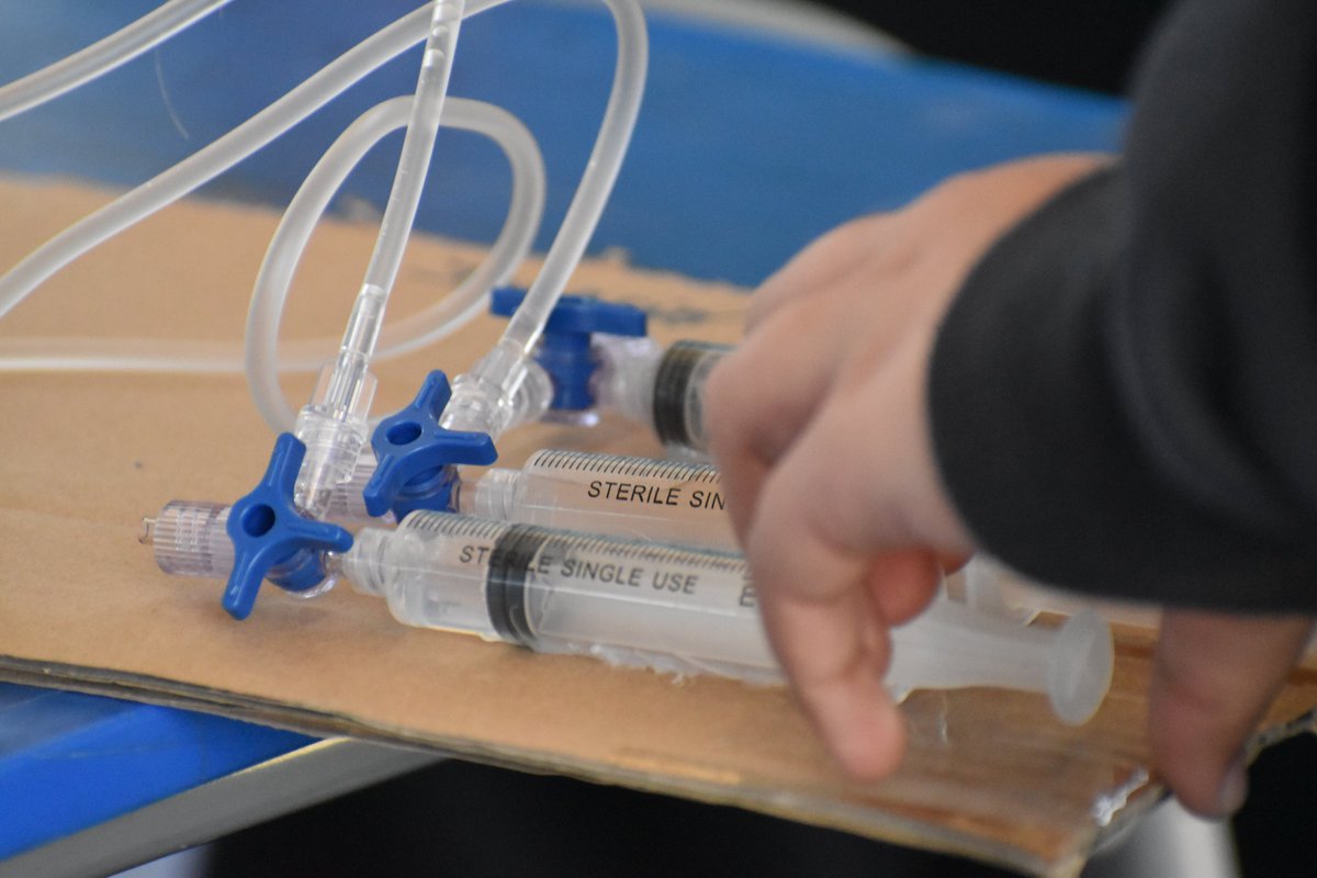 LICEO CAPITÁN ÁVALOS REALIZÓ UNA NUEVA FERIA CIENTÍFICA ESCOLAR  Se realizaron experimentos con insumos naturales. Todas estas creaciones involucraron a las familias y a sus compañeros de curso, para poder cumplir con los objetivos solicitados por los docentes.
<a href="/MuniLaPintana/">Municipalidad de La Pintana</a>