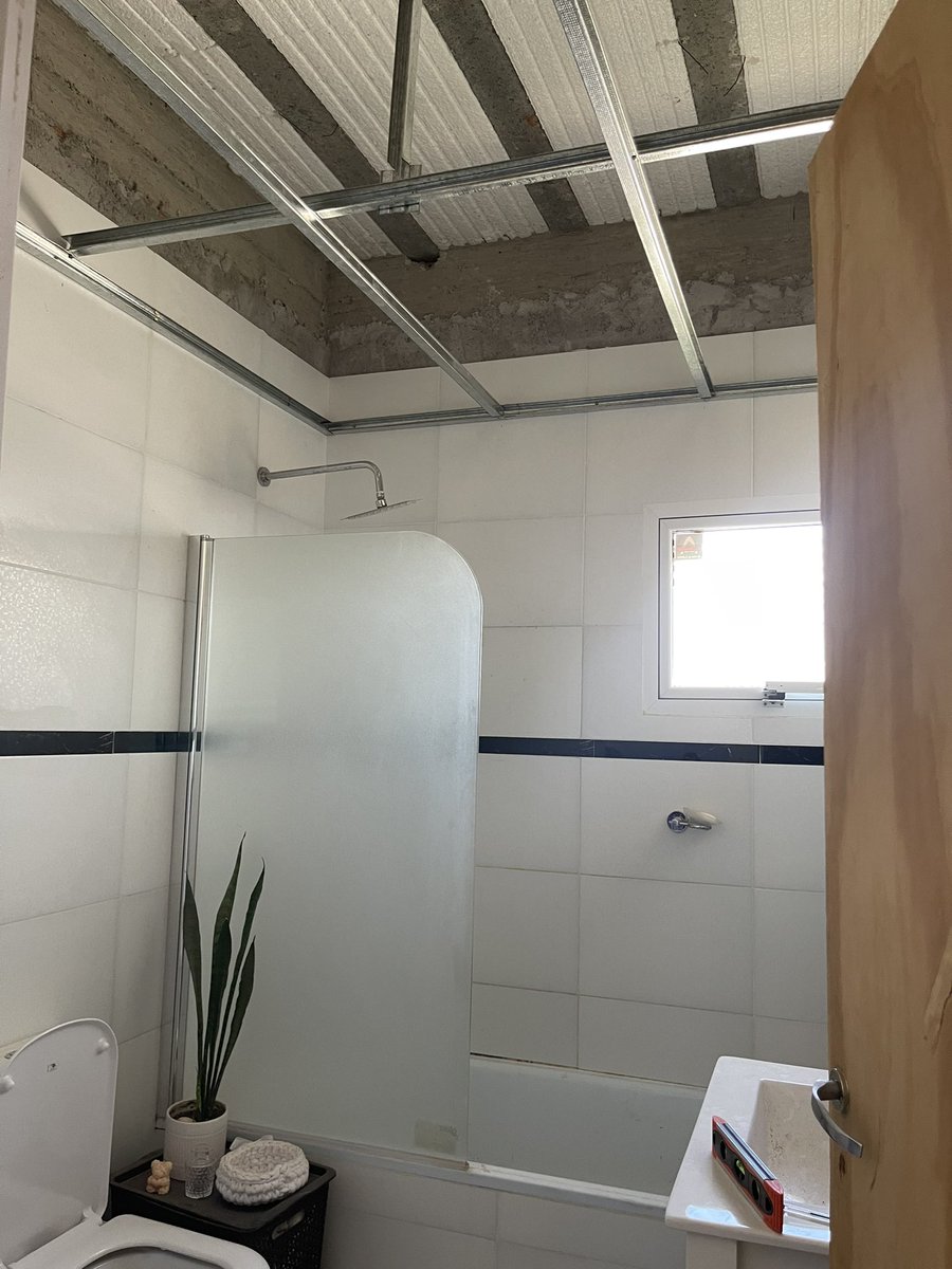 maimrodriguez's tweet photo. Matías no me para de sorprender, ahora hace techos 🥹🏠🫶🏻 https://t.co/r78J3xtlZV