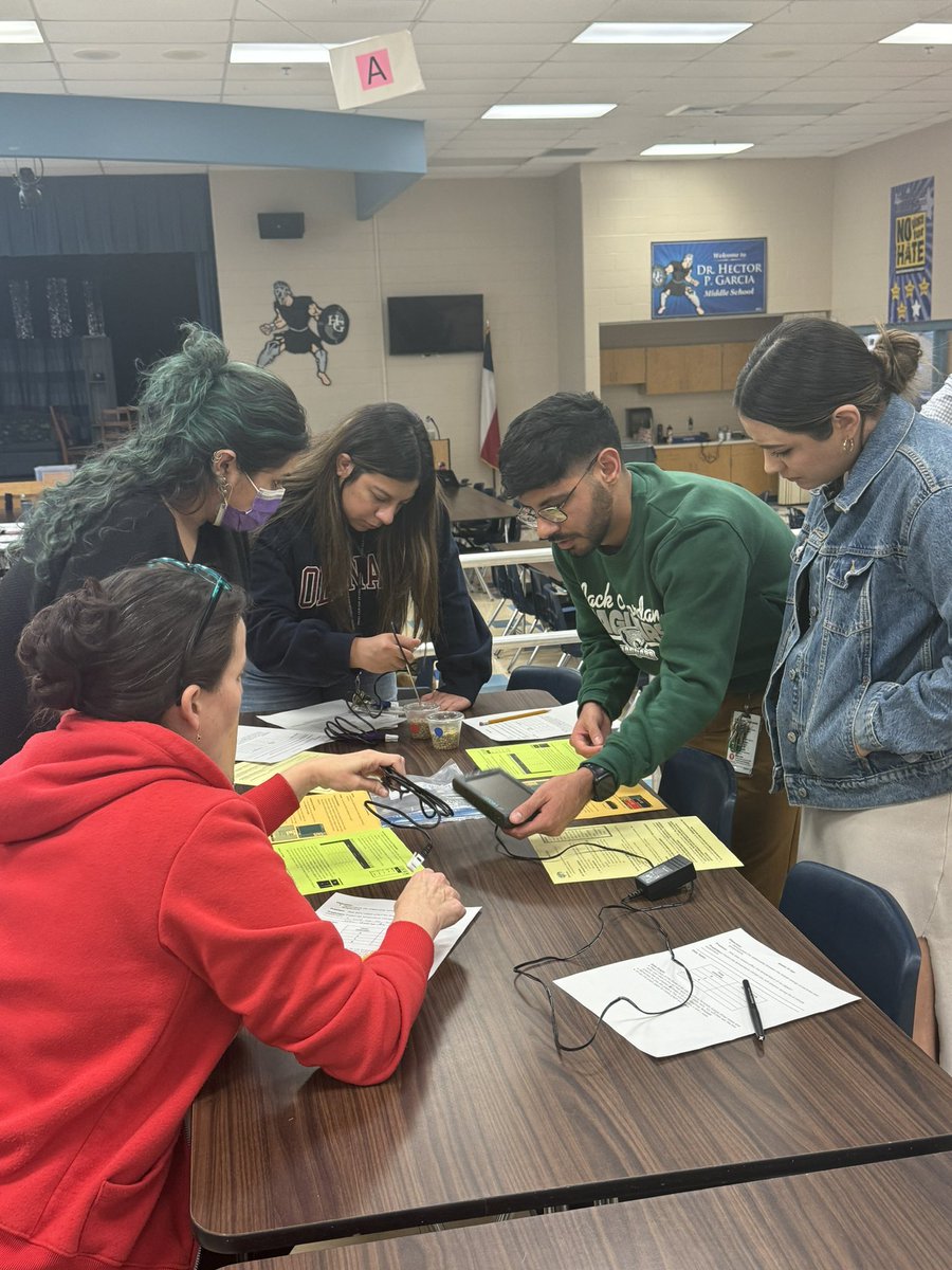 Sci_Estrada's tweet photo. What a Terrific Tuesday it was! Always wonderful to see all middle school teachers in the same place collaborating as they explored upcoming units and labs! Their discussions were invaluable! @NISDMSScience https://t.co/afoXl8m5Jp