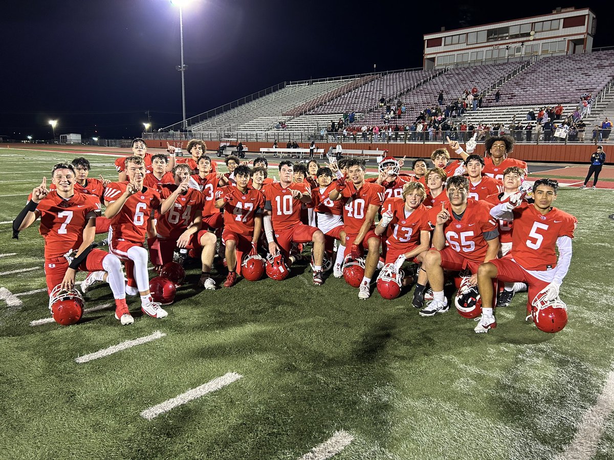 Congrats to Freshman Red for defeating Brenham 17-6 and winning the Freshman District Championship!