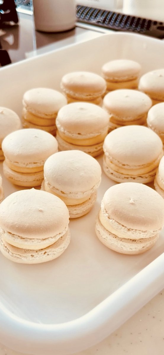 sweetventur's tweet image. A macaron is a macaron, perfect in every bite.❤️
#macaron 
#FrenchConnectiin