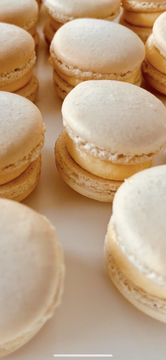 sweetventur's tweet image. A macaron is a macaron, perfect in every bite.❤️
#macaron 
#FrenchConnectiin
