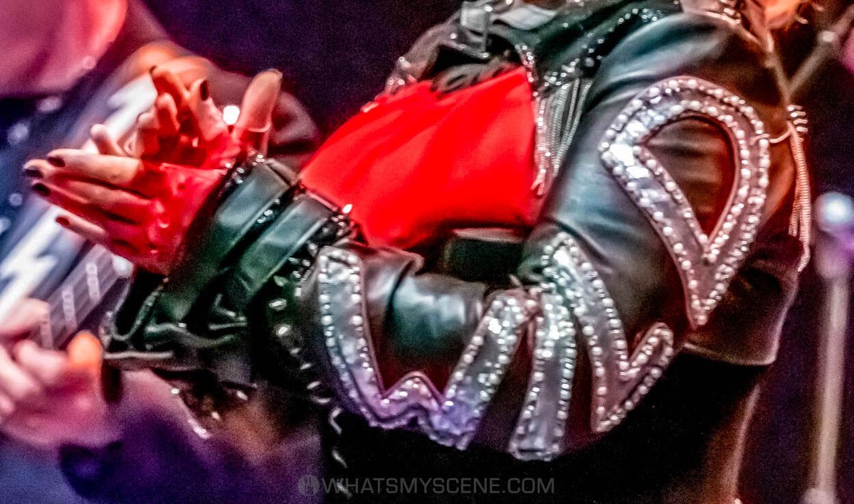 What's My Scene tweet media