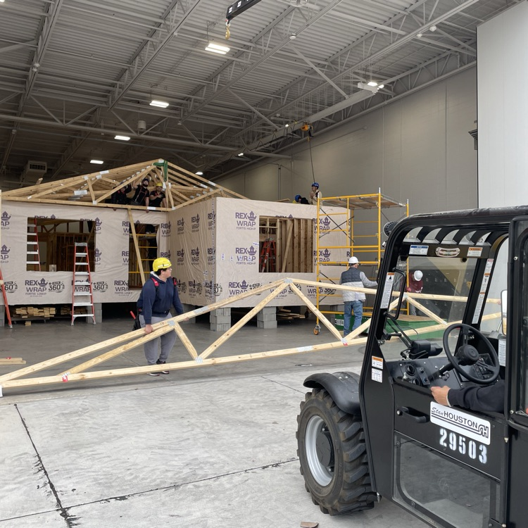 SCCareerAcademy's tweet photo. Our Junior Construction pathway students are using heavy equipment and placing trusses on our second project house. It doesn't get any more authentic than this! https://t.co/NDdPS9A4g8