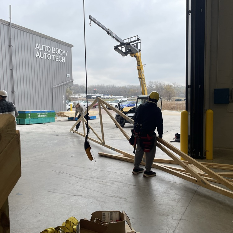 SCCareerAcademy's tweet photo. Our Junior Construction pathway students are using heavy equipment and placing trusses on our second project house. It doesn't get any more authentic than this! https://t.co/NDdPS9A4g8