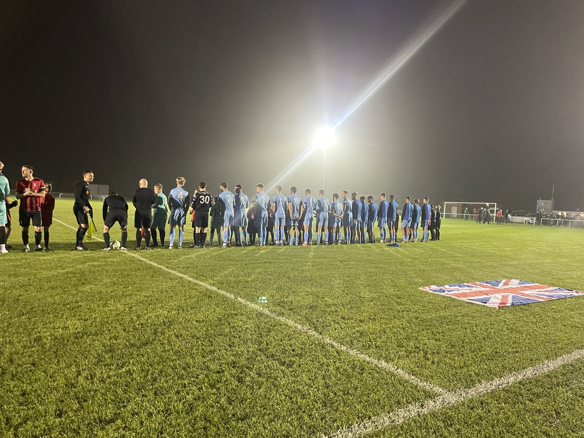 RAFFootballMDS's tweet photo. A huge thanks to @WarboysTownFC for their hospitality for tonights #RememberanceDay game. 

The boys show lots of quality and resilience against a well organised side which saw the game end 0-0

#ThisMeansMore #LestWeForget 🌹 https://t.co/jEus4m0mGd