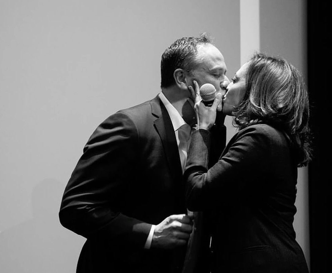 livviepope's tweet image. THAT’S MY POTUS AND FIRST GENTLEMAN