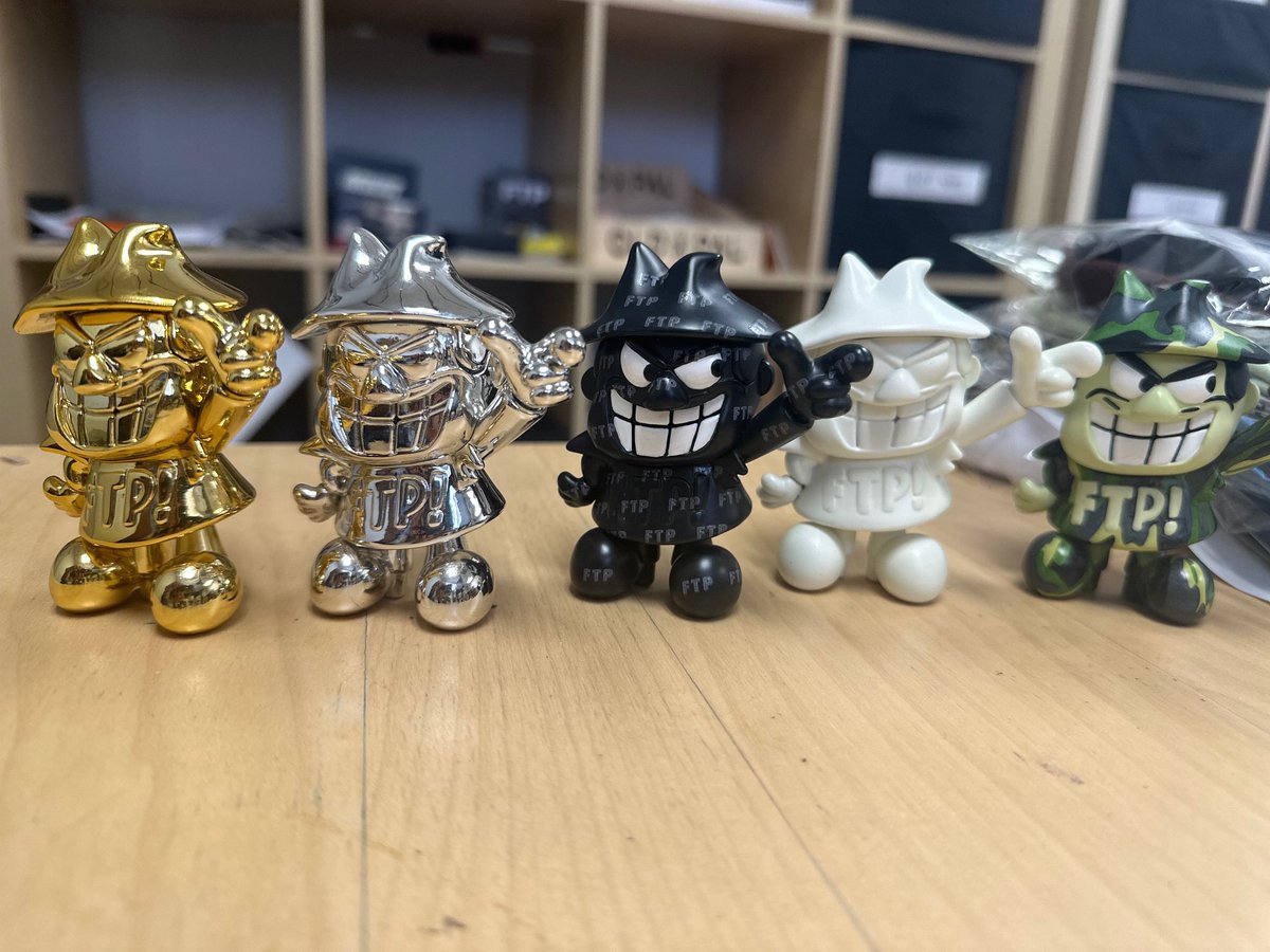ZACFTP's tweet image. Boris Blind Box soon. Which one do you want?
