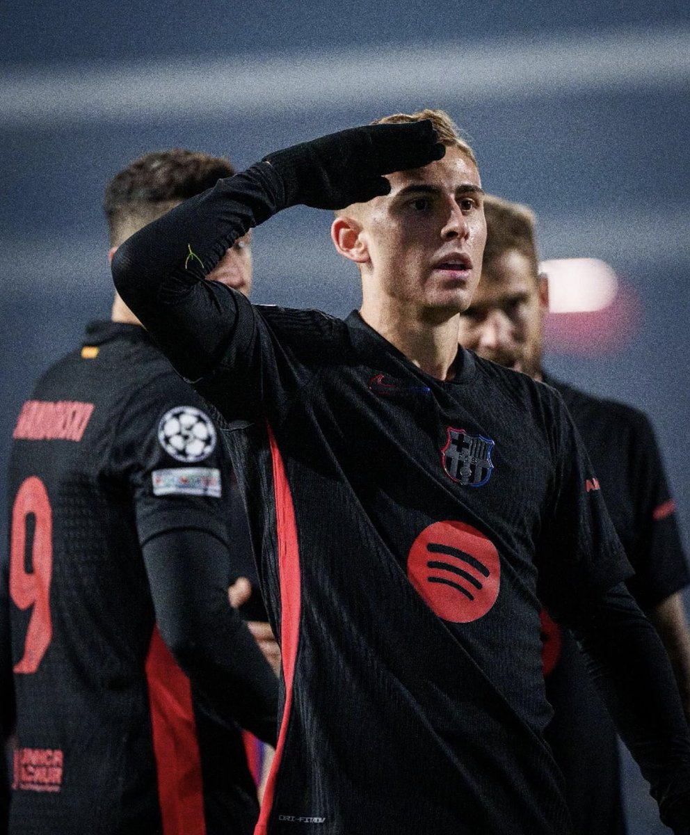 mr_chabrook's tweet photo. FC Barcelona with another masterclass. They were able to maintain control of the game despite Crvena zvezda’s two goals. ⚽️⚽️

Iñigo with the first goal
Lewangoalski with another brace
Raphinha with a banger from outside the box
Fermin off the bench to seal it for the blaugrana. https://t.co/ChosYx8fBS