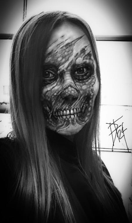 Dave Fox joins PATCHWORK for make-up and effects! 

Shown below is one of Dave Fox's sketches for the design for Tina. 

Learn more about the film here: 
indiegogo.com/projects/patch…