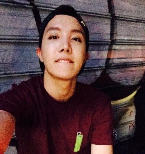 hiehoseok's tweet photo. CALA A BOCAAAAAAAAAAA https://t.co/X1qTmjxQpj