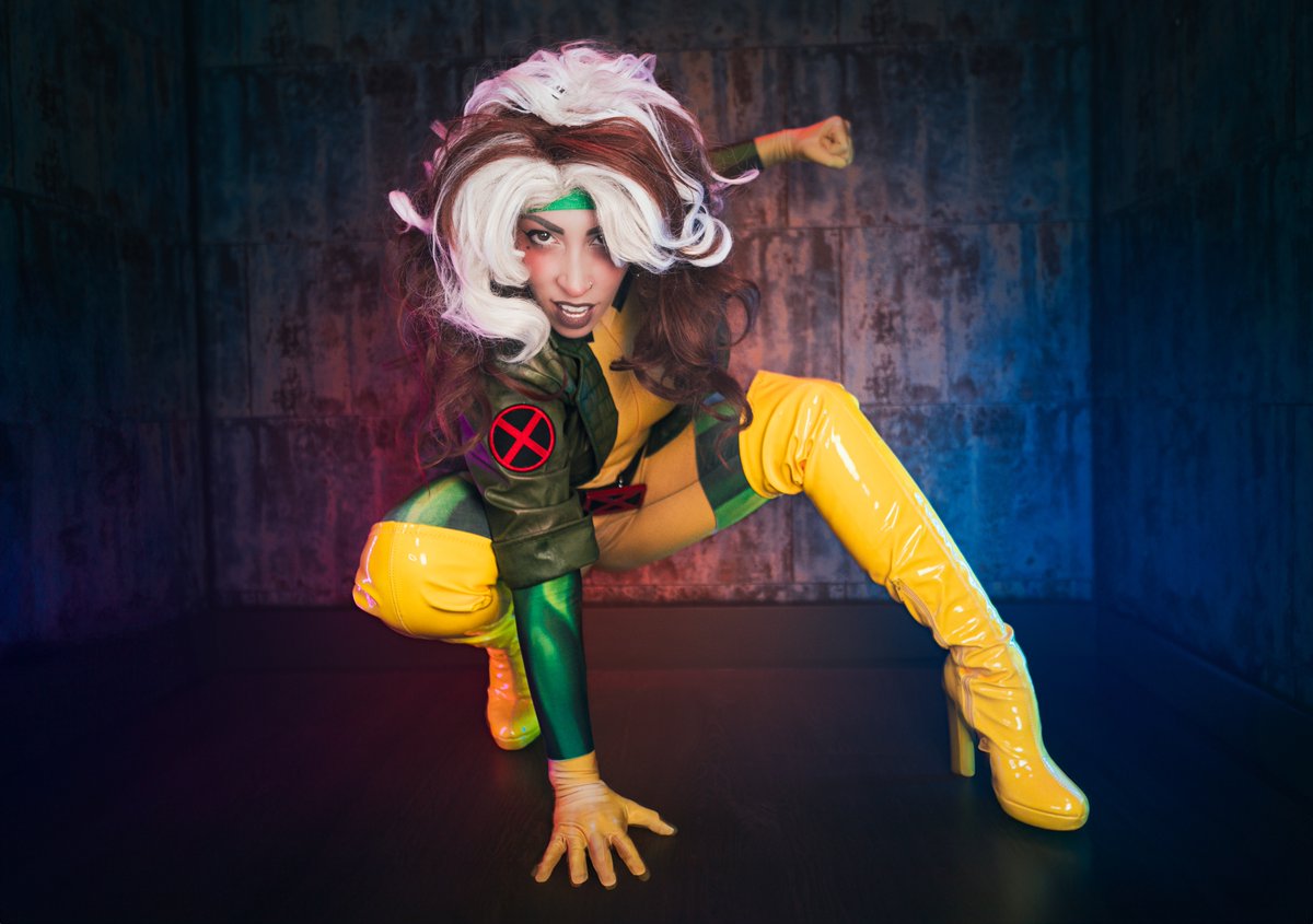 VividVivka's tweet image. My site is the cheapest it's ever been.... only $4.50.

Let's ride this sinking ship together.