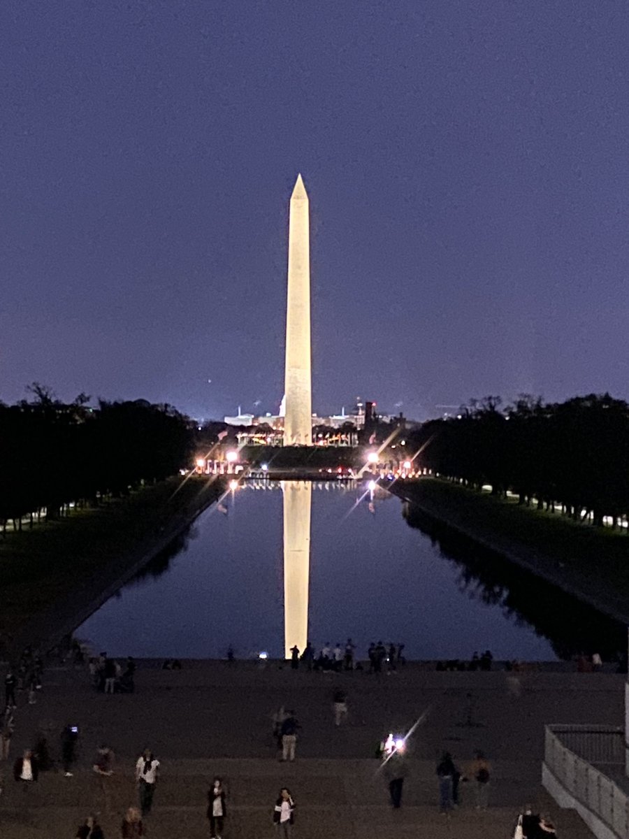 Bus 8 with two great views of the Washington monument. #NoviDC2024