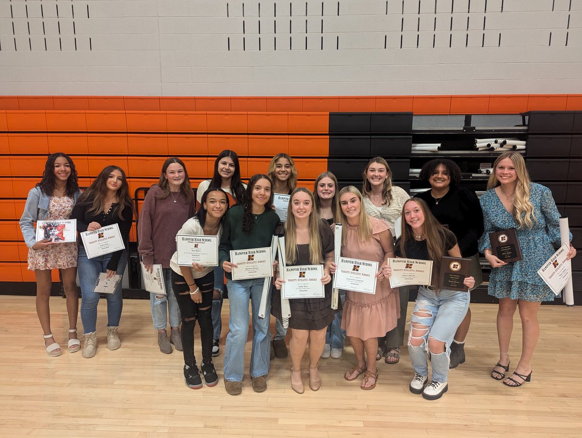 Congratulations 👏🎉👏 to our volleyball athletes! #hpsdawesome
