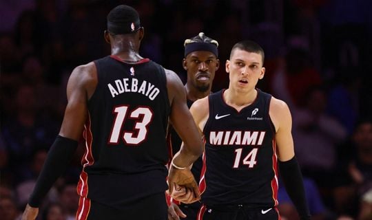 BetOddsforFree's tweet photo. NBA Report
Tonight at 9 PM ET: Heat vs. Suns! Will Phoenix cover the -5.5 spread? Bet now!

https://t.co/Zy3vwFhOWa

#basketballbetting #bettingsports #HEATCulture #SunsUp #betonsports #bettingoddsforfree https://t.co/7vuCEMq03d
