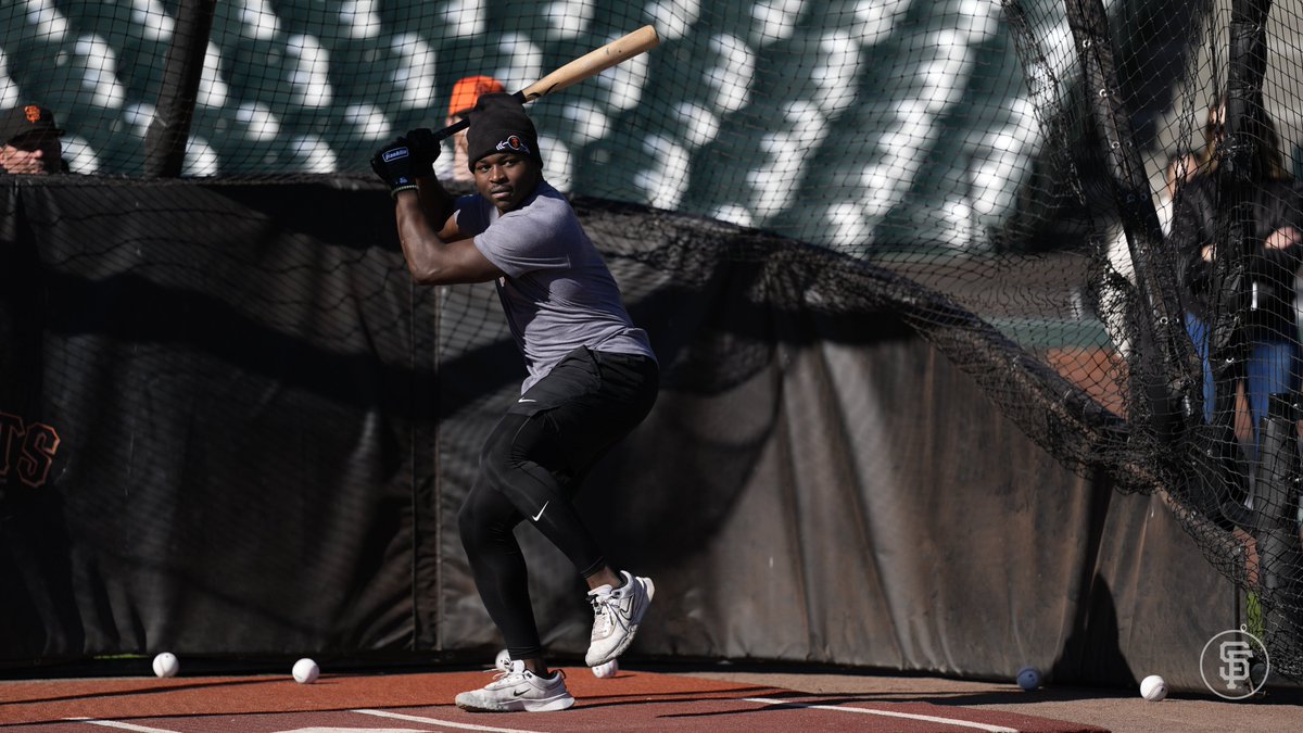SFGProspects's tweet image. Position players in attendance at Oracle Camp got the opportunity to take a few swings on-field today 💥