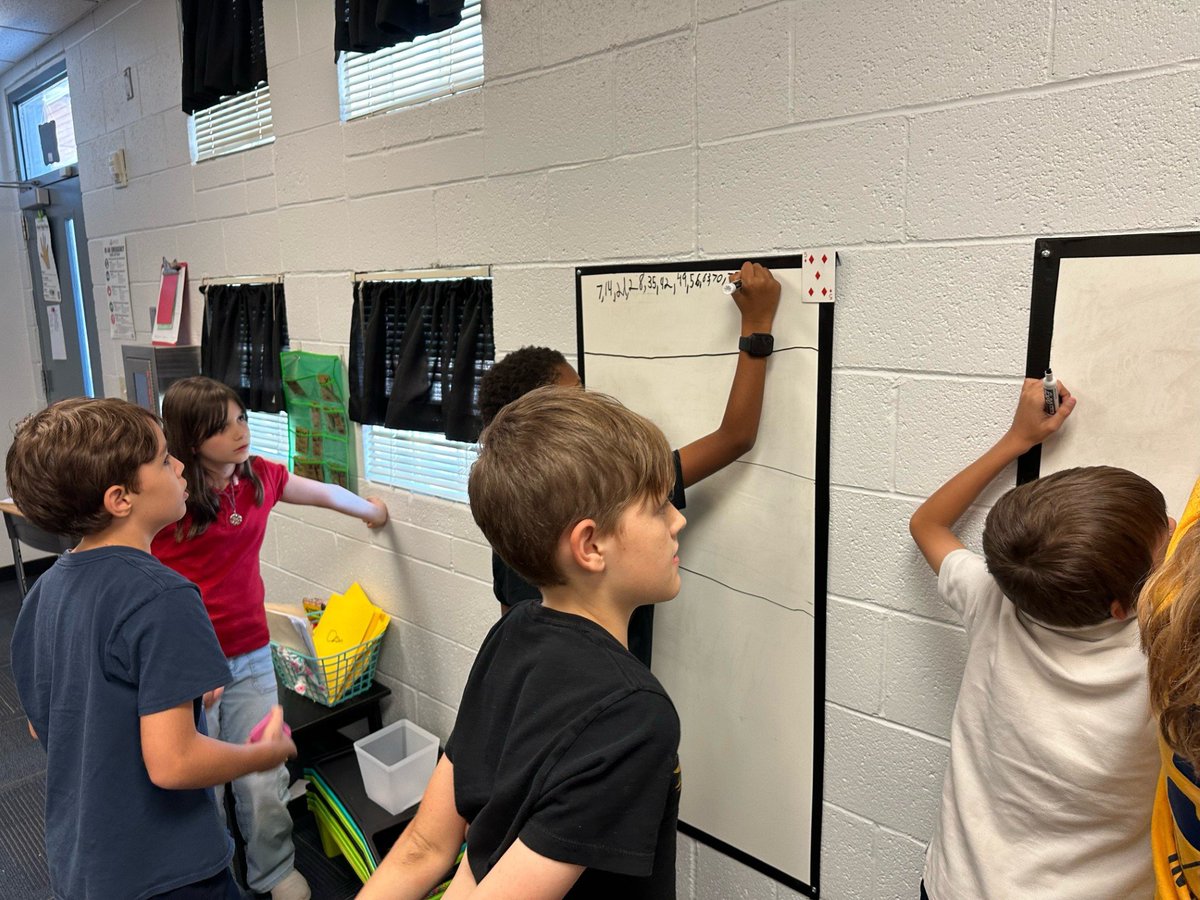 higleydistrict's tweet photo. Check this out!😃 Fourth-grade students at Higley Traditional Academy are hard at work, just like regular mathematicians, using the Building Thinking Classrooms engagement model, which transforms math classrooms into engaging environments. https://t.co/iyyn56LOoQ