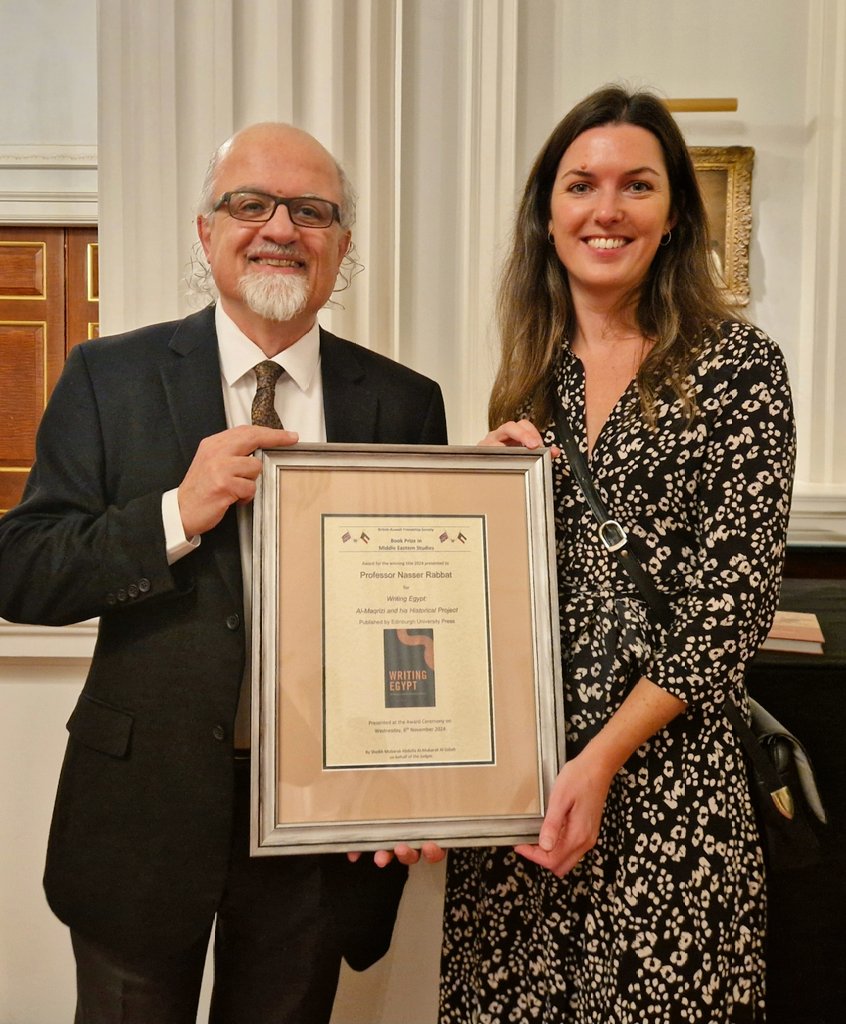 RachelBridgewa2's tweet photo. Congrats @nasserrabbat on winning the British-Kuwait Friendship Society Book Prize! https://t.co/Xse8DaH9vn @bkfsbookprize @EdinburghUP https://t.co/GWGjqFYCmp
