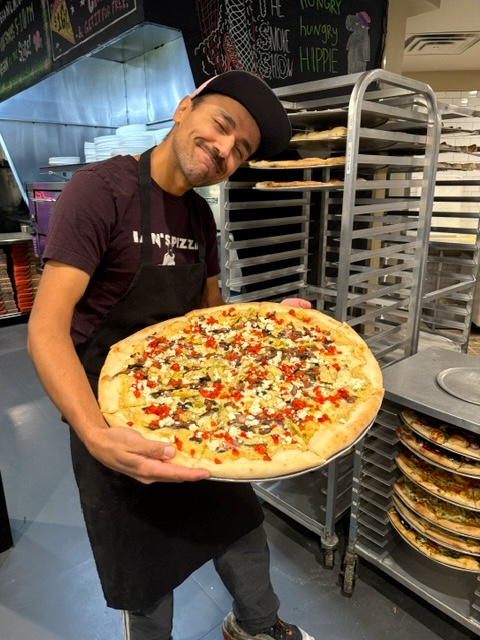 Ian's Pizza Madison tweet media