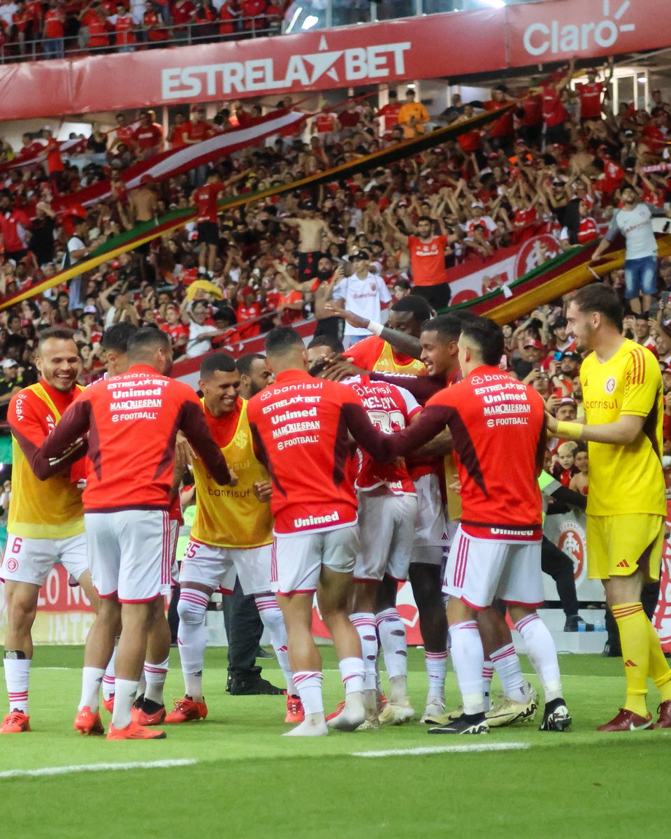 SCInternacional's tweet photo. É 𝘀𝗲𝘅𝘁𝗮, é 𝗕𝗲𝗶𝗿𝗮-𝗥𝗶𝗼, e é contigo, 𝘁𝗼𝗿𝗰𝗶𝗱𝗮 𝗰𝗼𝗹𝗼𝗿𝗮𝗱𝗮! 🏟 

Vamos juntos fazer nossa casa pulsar contra o Fluminense, a partir das 19h! 💪🇦🇹

🔗 Vem pro 𝗚𝗶𝗴𝗮𝗻𝘁𝗲: https://t.co/hQiLUvyErs 💥 https://t.co/LicW8ckTzJ