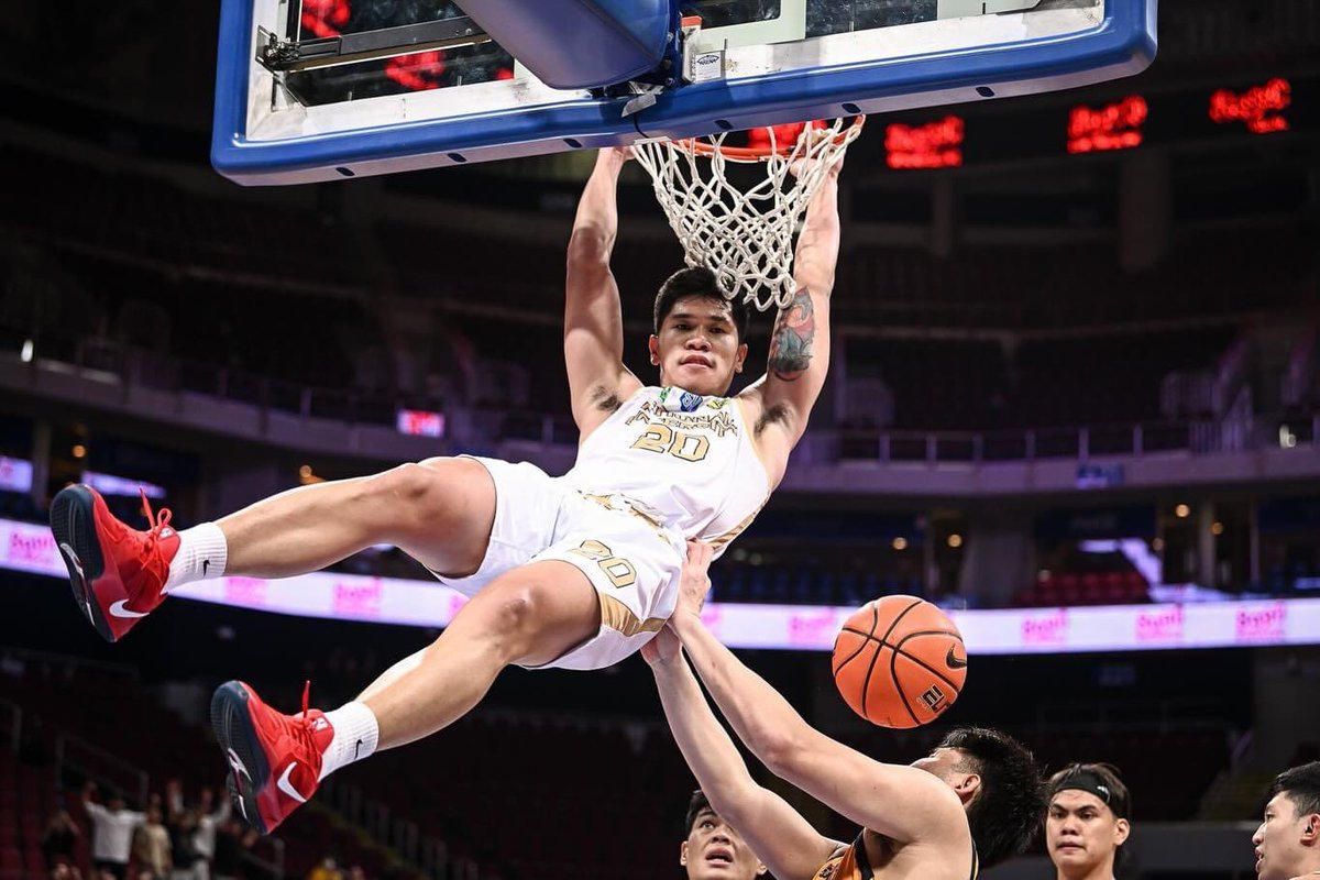 TNUForum's tweet photo. In photos: The NU Bulldogs pulled off a successful comeback against the UST Growling Tigers to secure another victory in the menโs basketball tournament. #GoBulldogs #NULetsGo #UAAPSeason87
๐ธ UAAP Media Team https://t.co/ce36pIAgpt