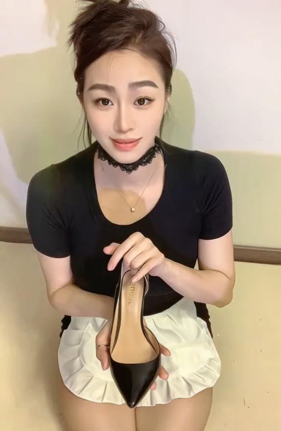 来对着我打~~~ https://t.co/gDEhCZHgNW