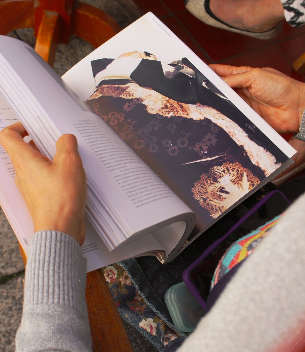 Hoy vivimos una mañana muy enriquecedora debatiendo sobre sociología de la moda en <a href="/LaRamaDorada/">La Rama Dorada 📚☕</a> 💛

¡Gracias a Alexander y Diana por recibirnos y compartirnos tantos aportes valiosos; y a las personas que nos acompañaron en este espacio!