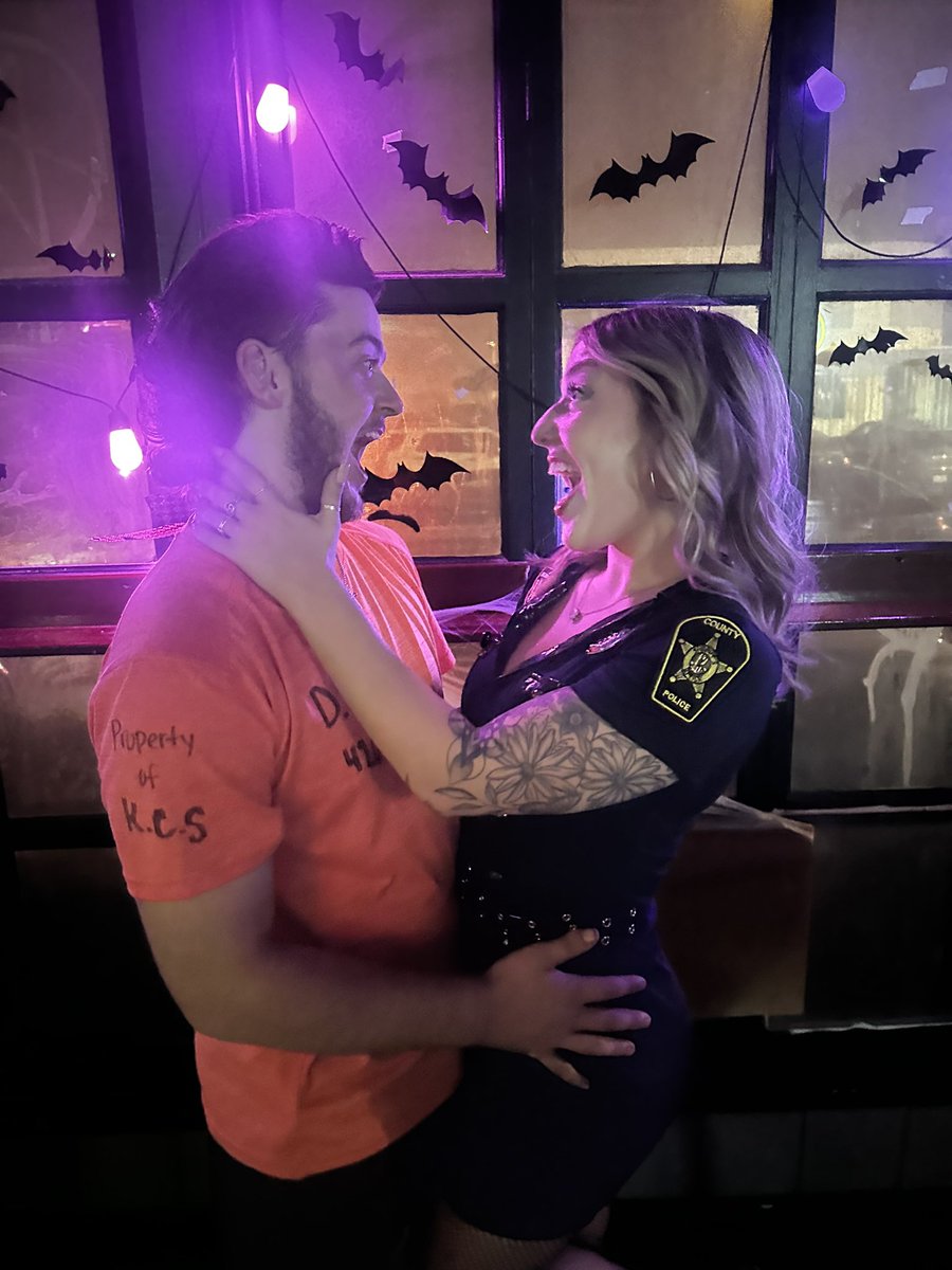 kali_smith0424's tweet photo. me &amp; my man 👩🏼‍🤝‍👨🏽 https://t.co/2hqVrB3m56