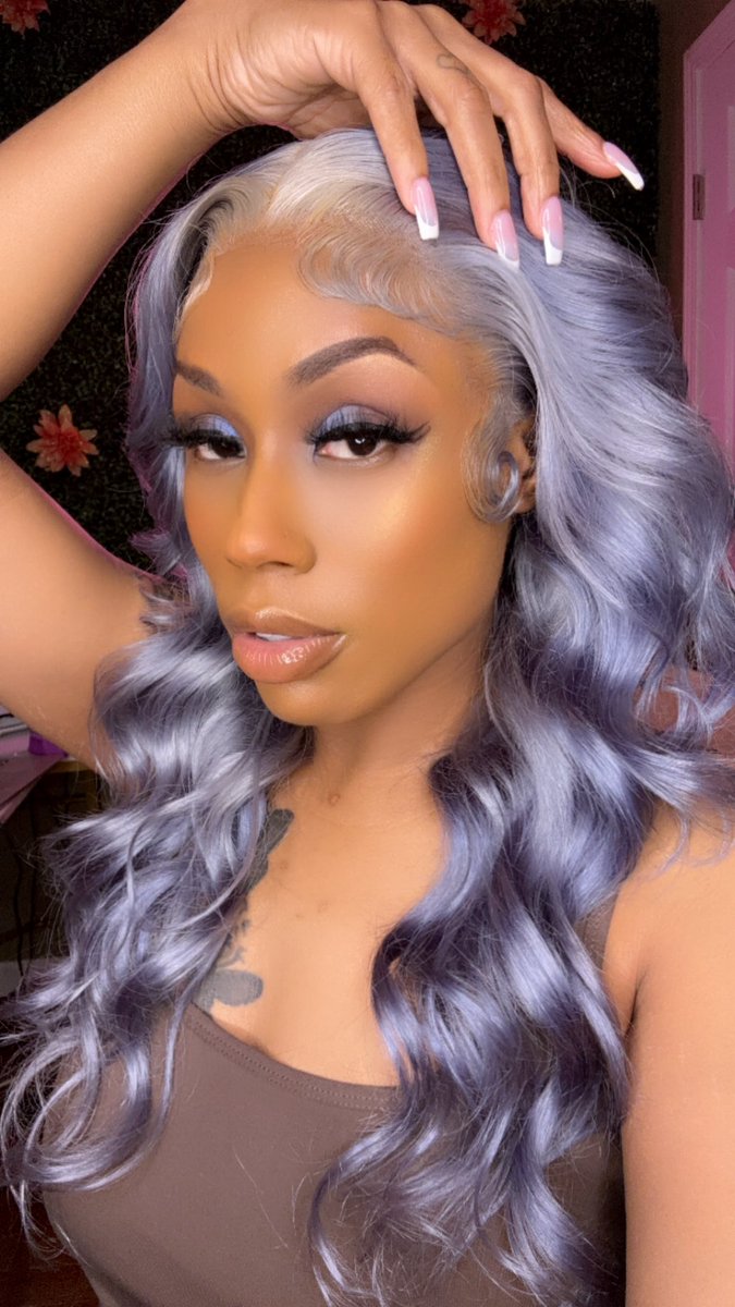 Daddy picked out my hair color 🤍 https://t.co/aKnkXAcjI2