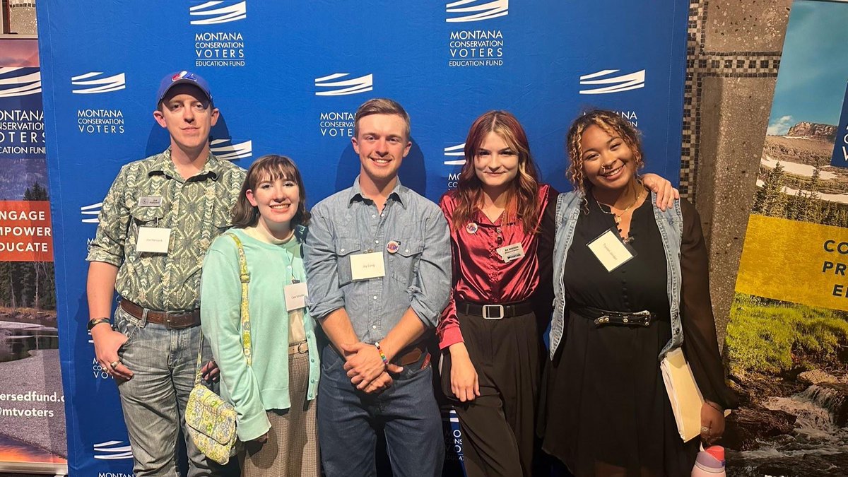 MTCollegeDems's tweet photo. Despite everything, I hope every young organizer is proud of the work they did this cycle.
-CI-128 has PASSED
-Gave out over 500+ items of winter clothes
-Registered 1000+ new voters
-and finally, started a MT youth wave that is only going to gain momentum #OurFutureMT https://t.co/nF1CLP30nf