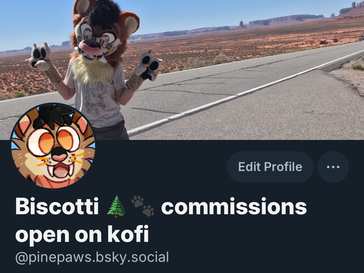 pine_paws's tweet photo. Another reminder that I am over here most of the time https://t.co/7cJBOXCCr9