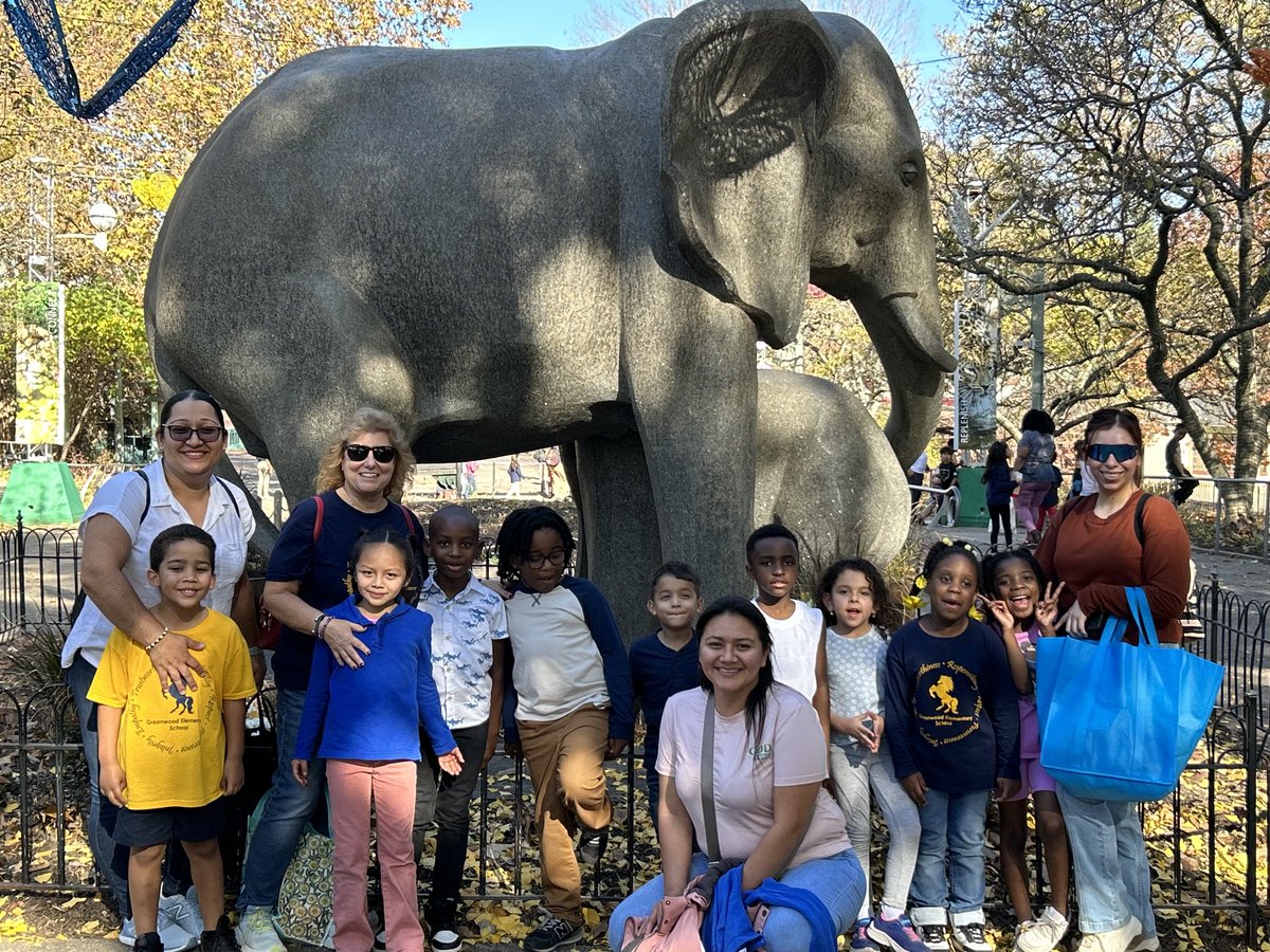 HTSD_Greenwood's tweet photo. Fabulous Weather☀️Endless Smiles🌝A Day Full of New Experiences🦒🦁🐒🐆Thank You, Rotary Club of Robbinsville Hamilton💝⁦@WeAreHTSD⁩ ⁦@GreenwoodPTA1⁩ #LearnAndGrowLetTheKnowledgeFlow ⁦@Rotary⁩ https://t.co/L5iTp2nYRb