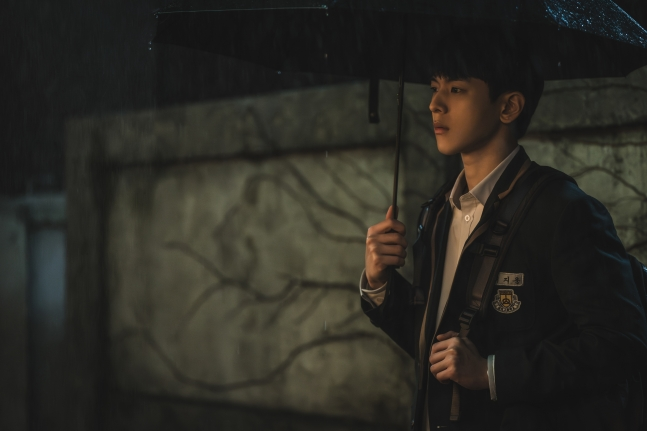 KDramaHandle's tweet image. #KimMinHa #ParkHyukKwon #KimSunHwa and #KimKiHae new stills from Disney+ drama #LightShop.

Release on December 4. #JuJiHoon #ParkBoYoung